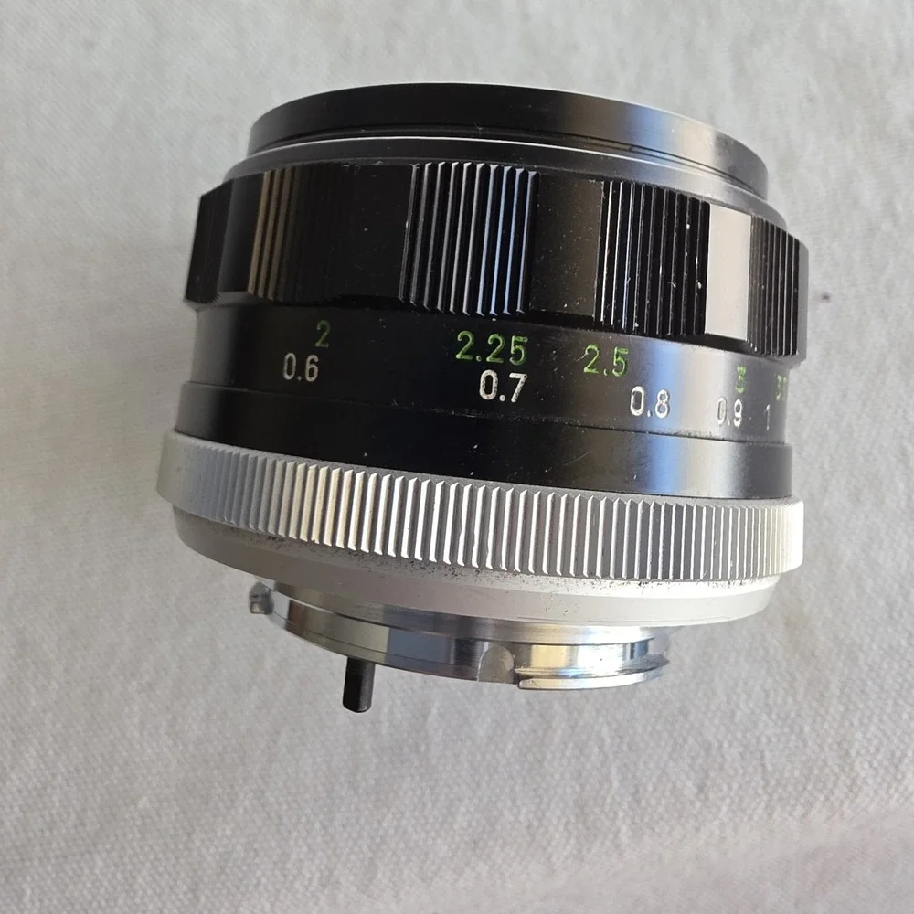 VTG Minolta MC Rokkor-PF 58mm f1.4 Lens Dreamy Bokeh Classic MC2 5813008 Bundle